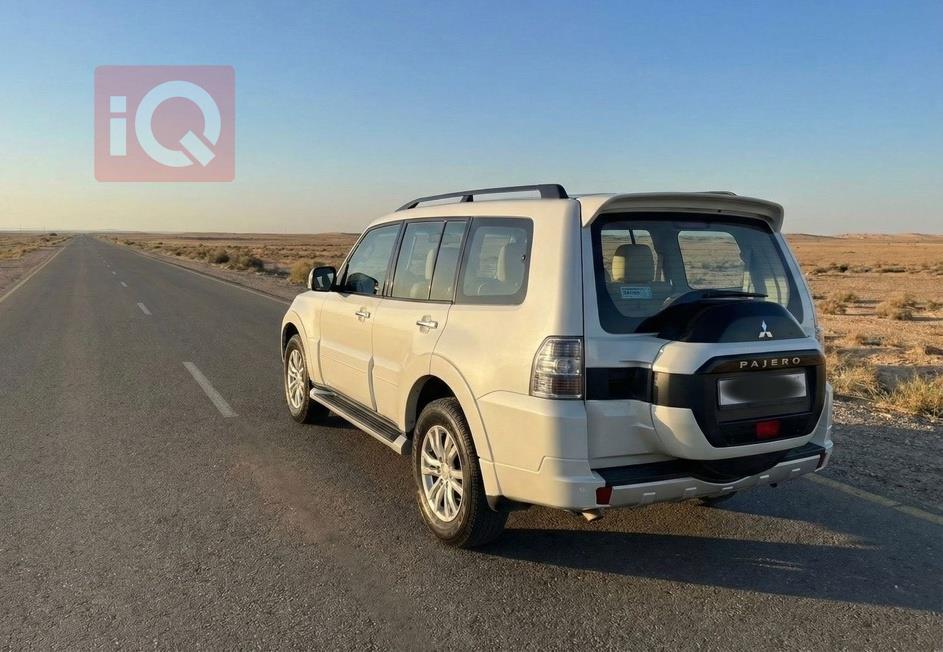 ميتسوبيشي باجيرو